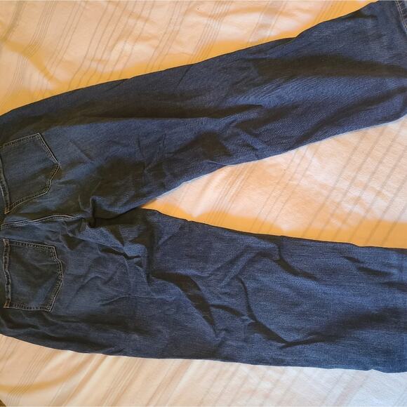 Plus sized 20 denim crops - Picture 2 of 3